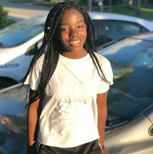 Meet your Posher, Clarma